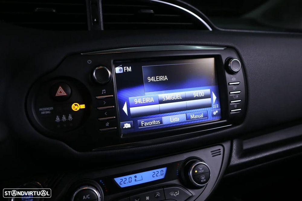 Toyota Yaris 1.0 VVT-i 20 Anos - 23