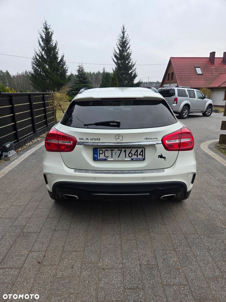 Mercedes-Benz GLA 250 4-Matic - 21