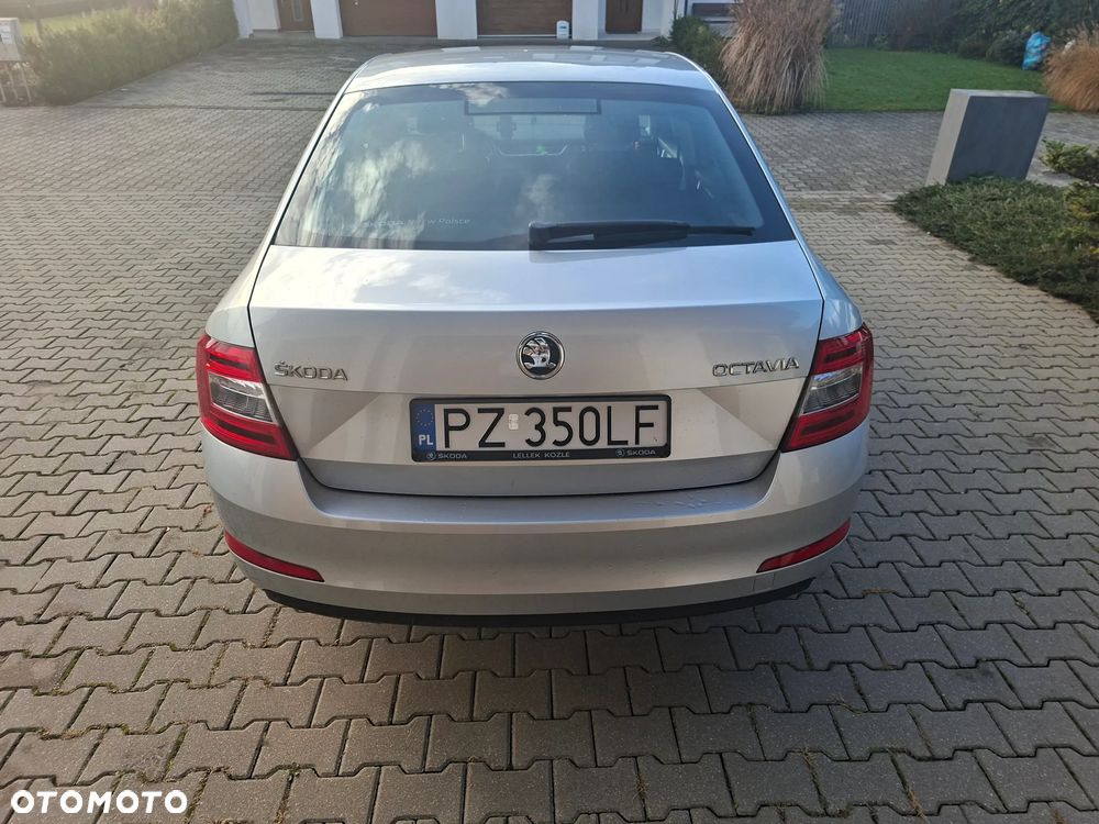 Skoda Octavia 1.4 TSI Ambition - 4
