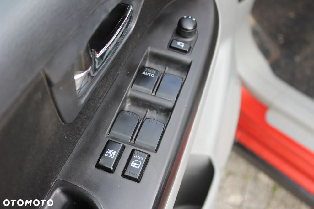 Suzuki SX4 2.0 DDiS Premium 4WD - 12