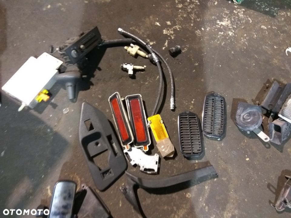 PONTIAC FIREBIRD 3 gen 82–1992 lampa tyl odblask obrysowka lewa trans am chevrolet camaro Side Marker Lamp Assembly 1982 1983 1984 1985 1986 1987 1988 1989 1990 1991 1992 - 3