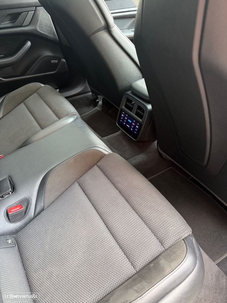 Porsche Taycan 4S Bateria Performance Plus - 26