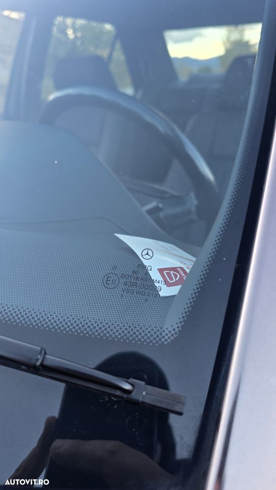 Mercedes-Benz W124 - 28