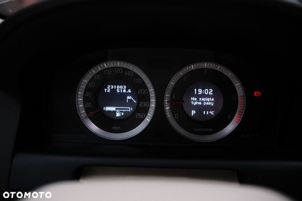 Volvo XC 60 - 13