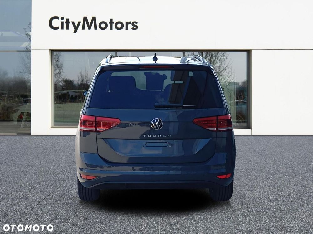Volkswagen Touran - 3