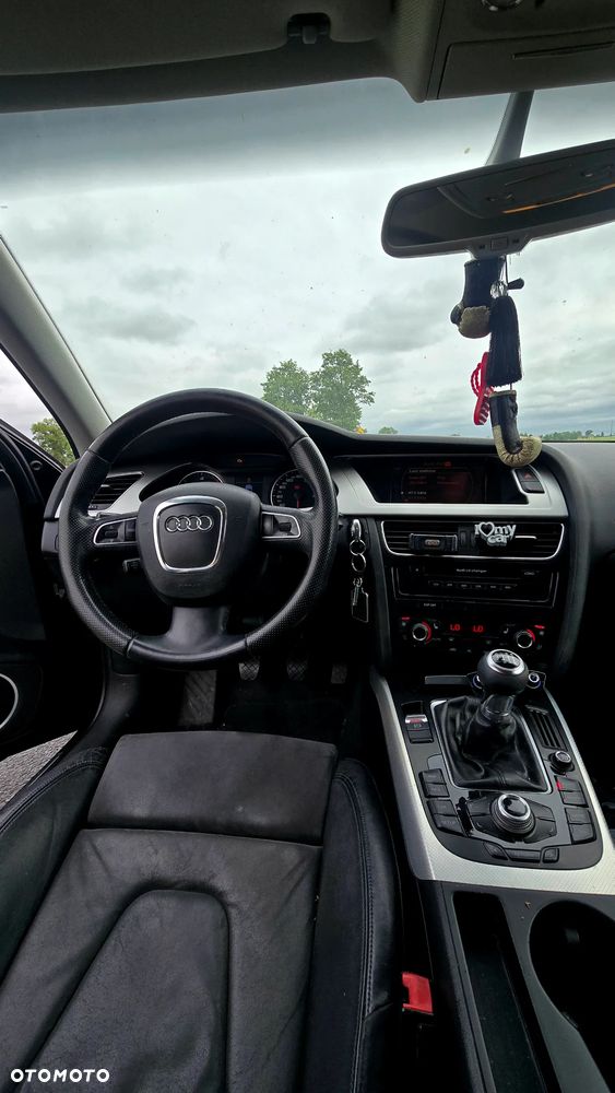 Audi A4 Avant 2.0 TDI - 6