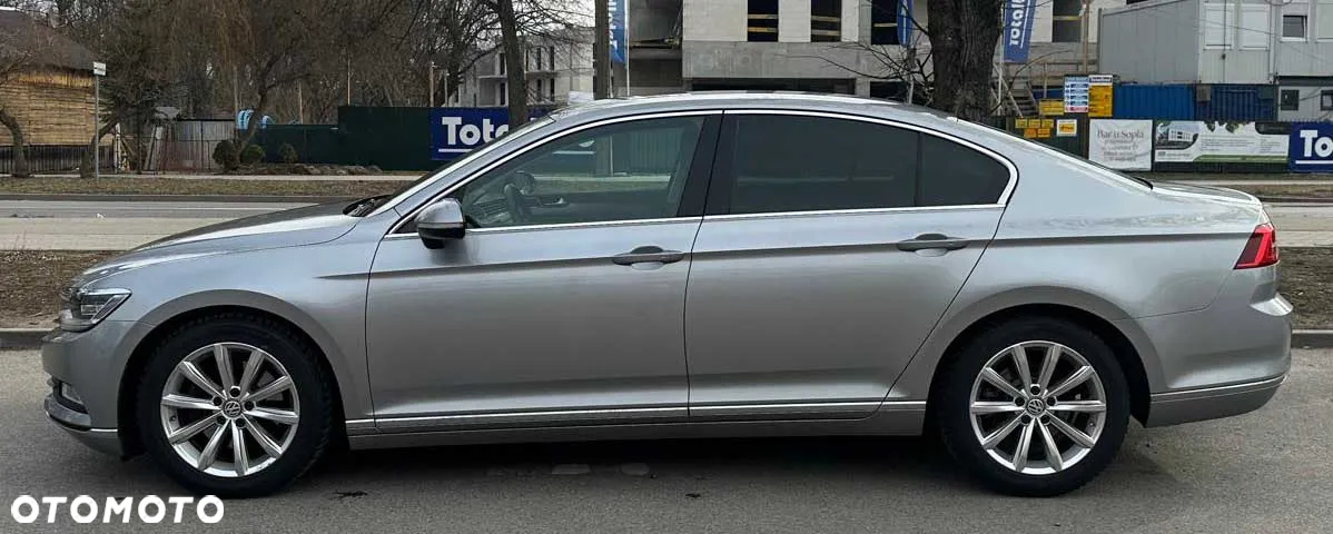 Volkswagen Passat - 5