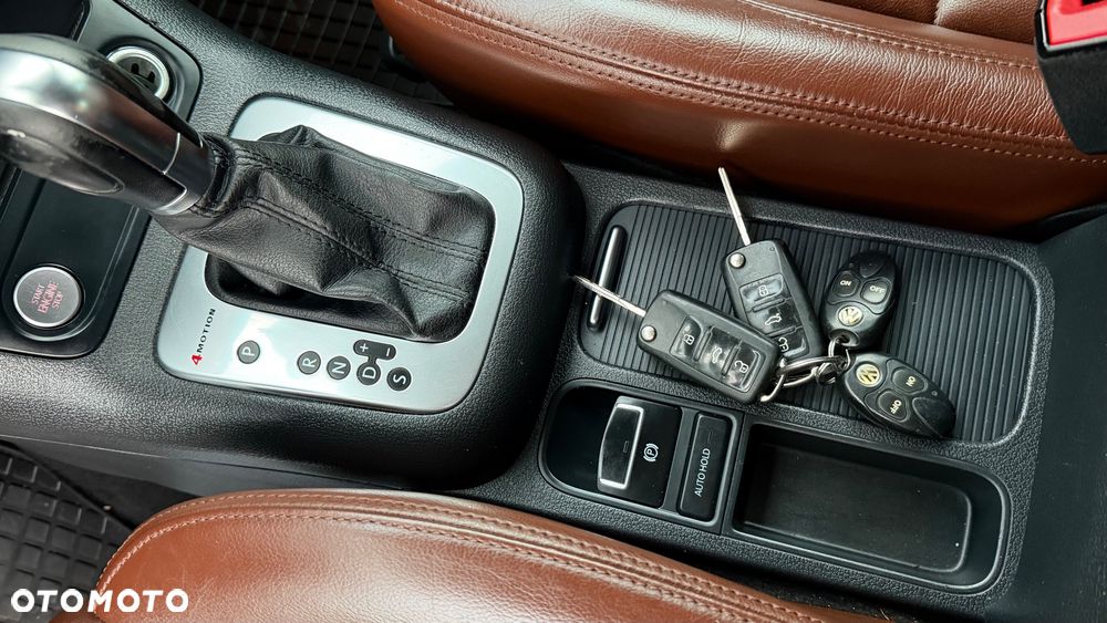 Volkswagen Tiguan 2.0 TDI 4Mot Perfectline R-Style DSG - 36