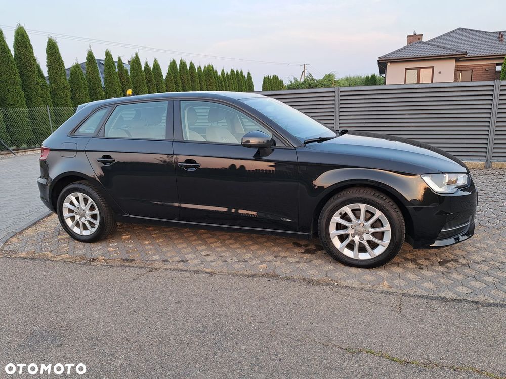 Audi A3 Sportback 1.6 TDI Attraction - 7