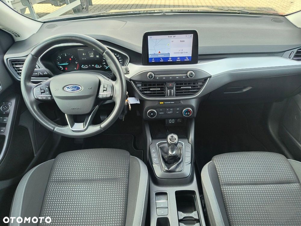 Ford Focus - 18