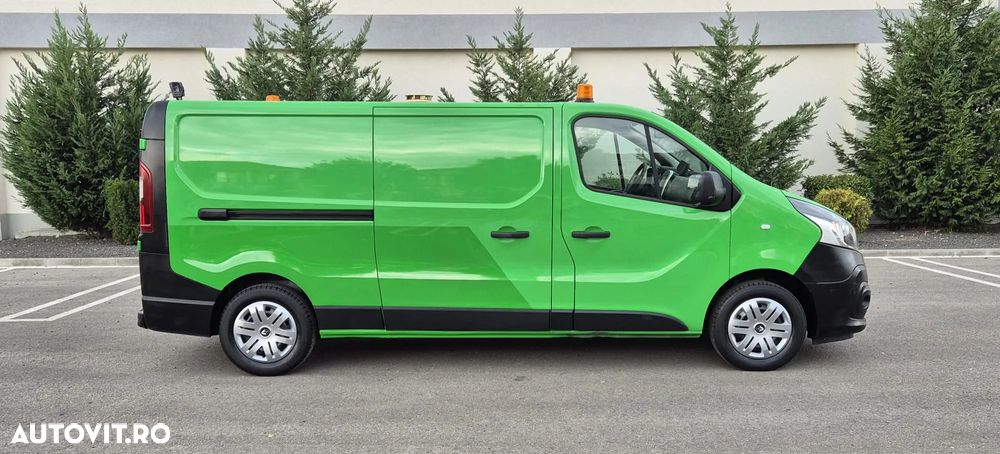 Renault Trafic - 11