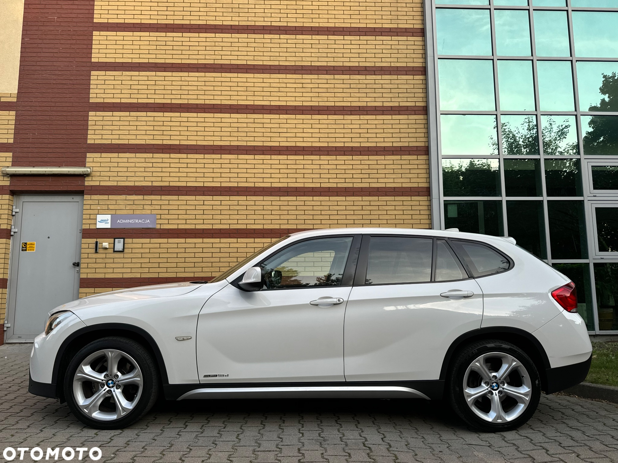 BMW X1 sDrive18d Sport Line - 7