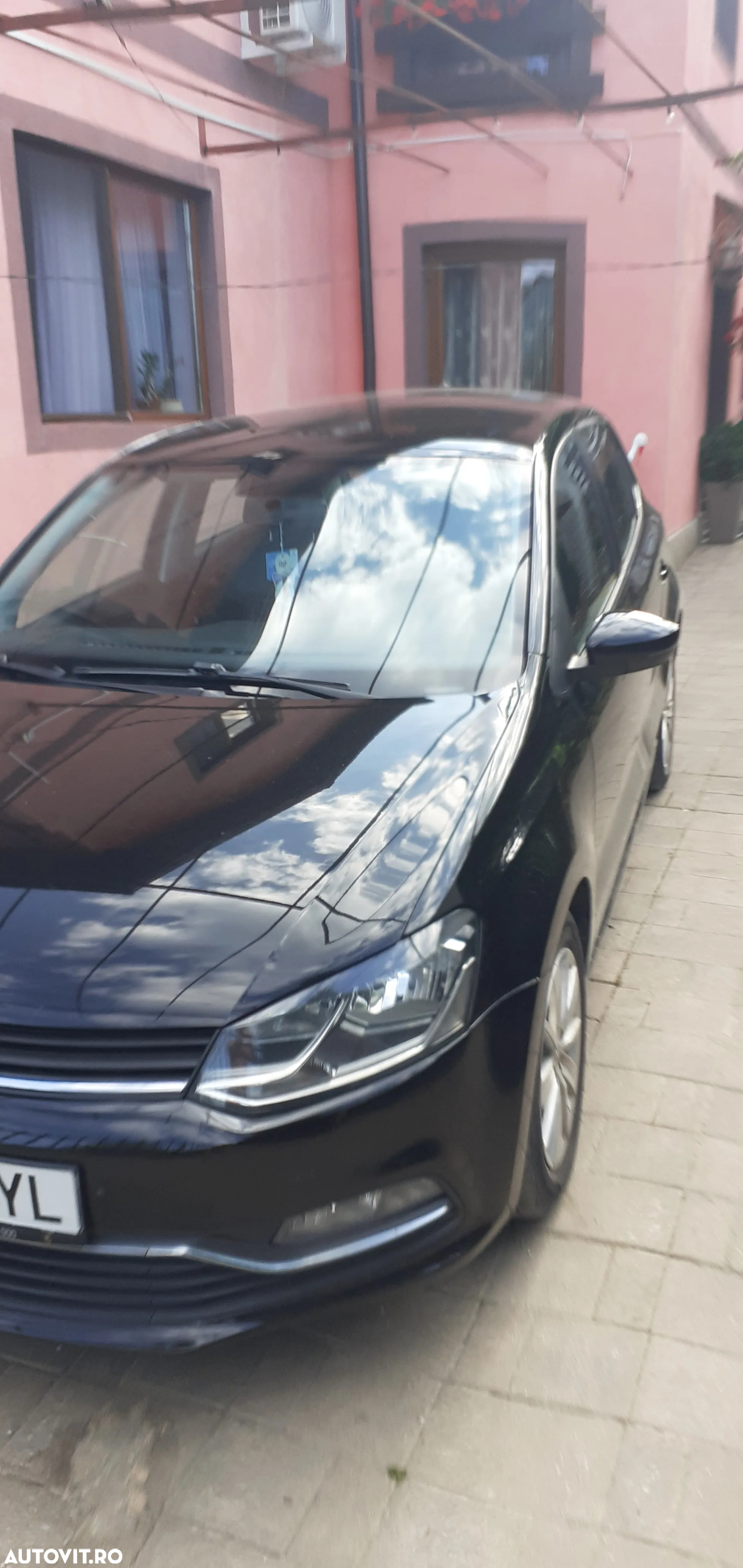 Volkswagen Polo 1.4 TDI (Blue Motion Technology) Comfortline - 4