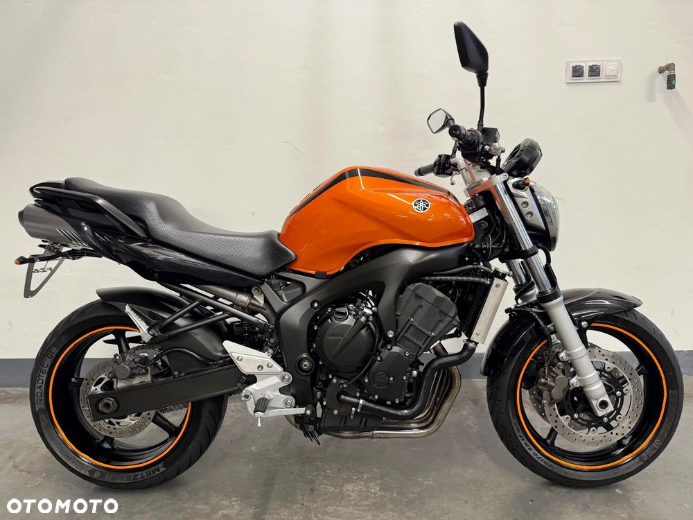 Yamaha FZ6 - 2