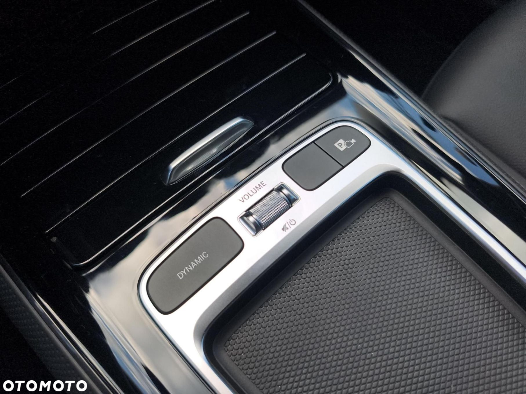 Mercedes-Benz GLA - 17