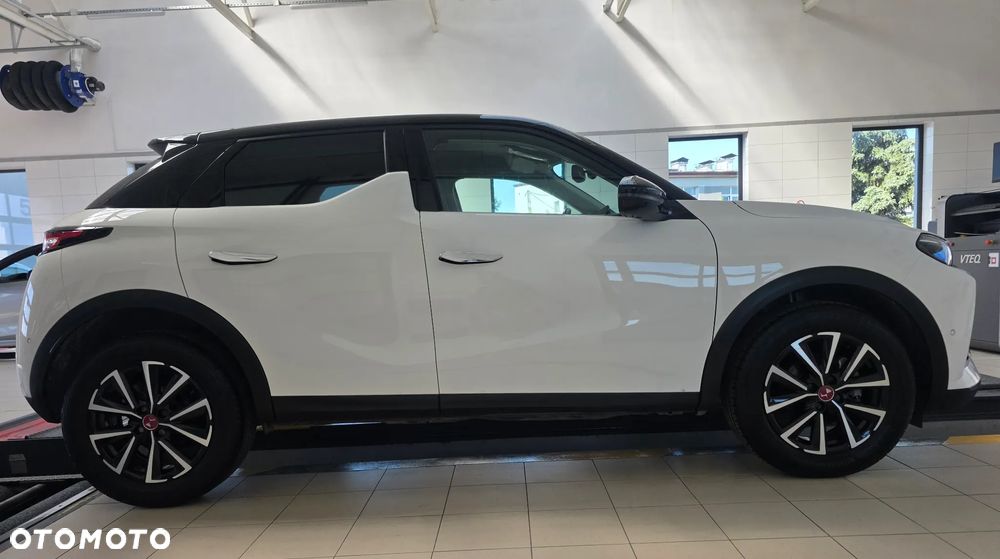 DS Automobiles DS 3 Crossback 1.2 PureTech Performance Line + - 4