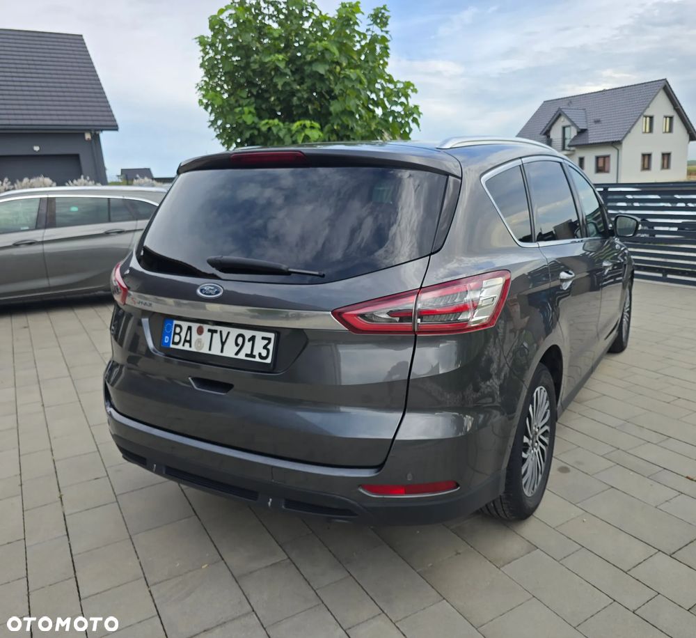 Ford S-Max