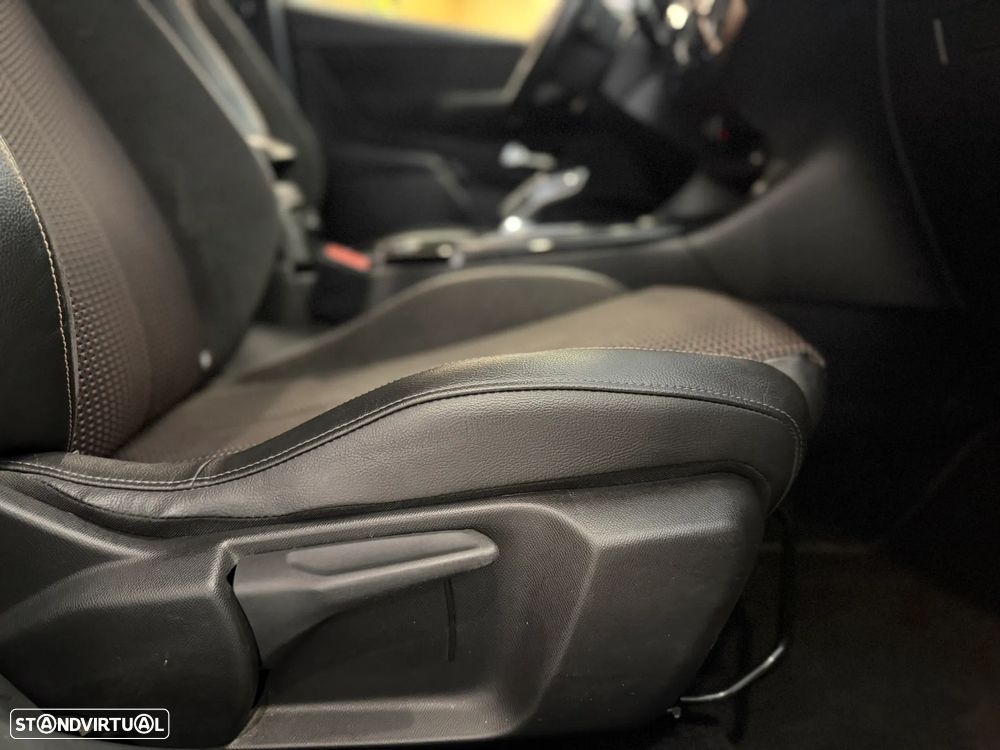 DS DS3 E-TENSE PERFORMANCE LINE - 19