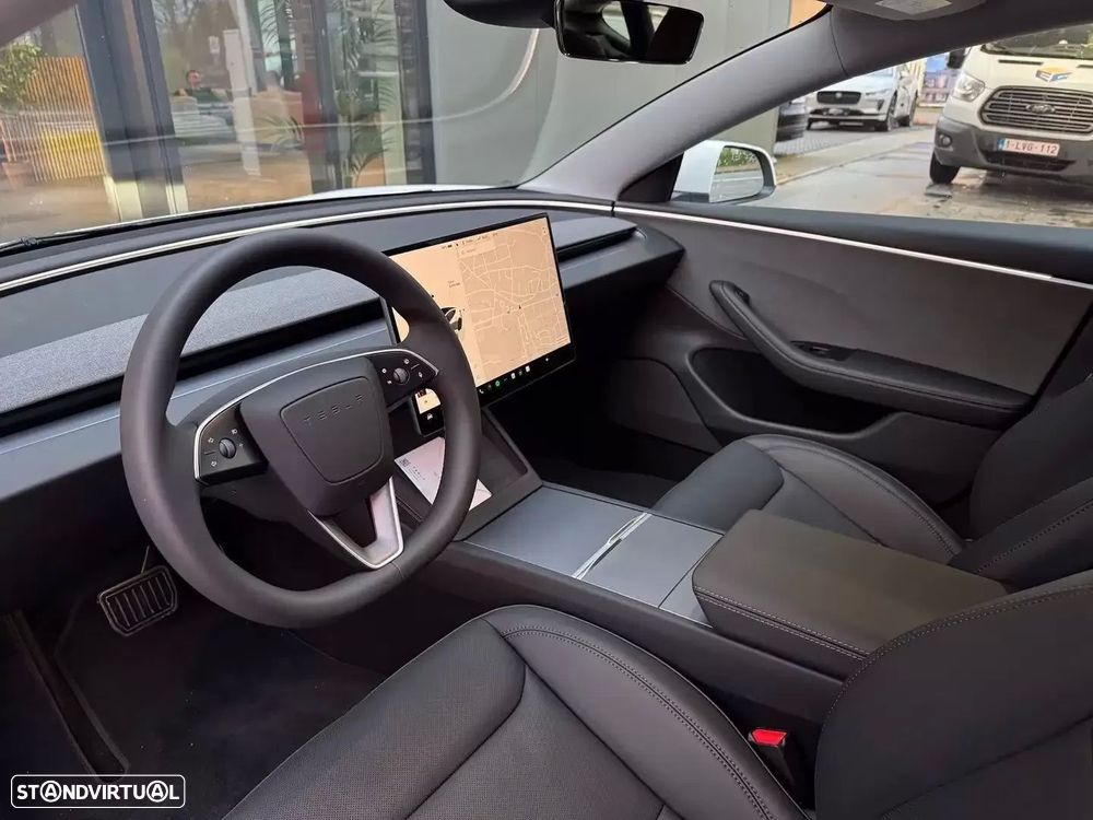 Tesla Model 3 Tração Traseira - 4