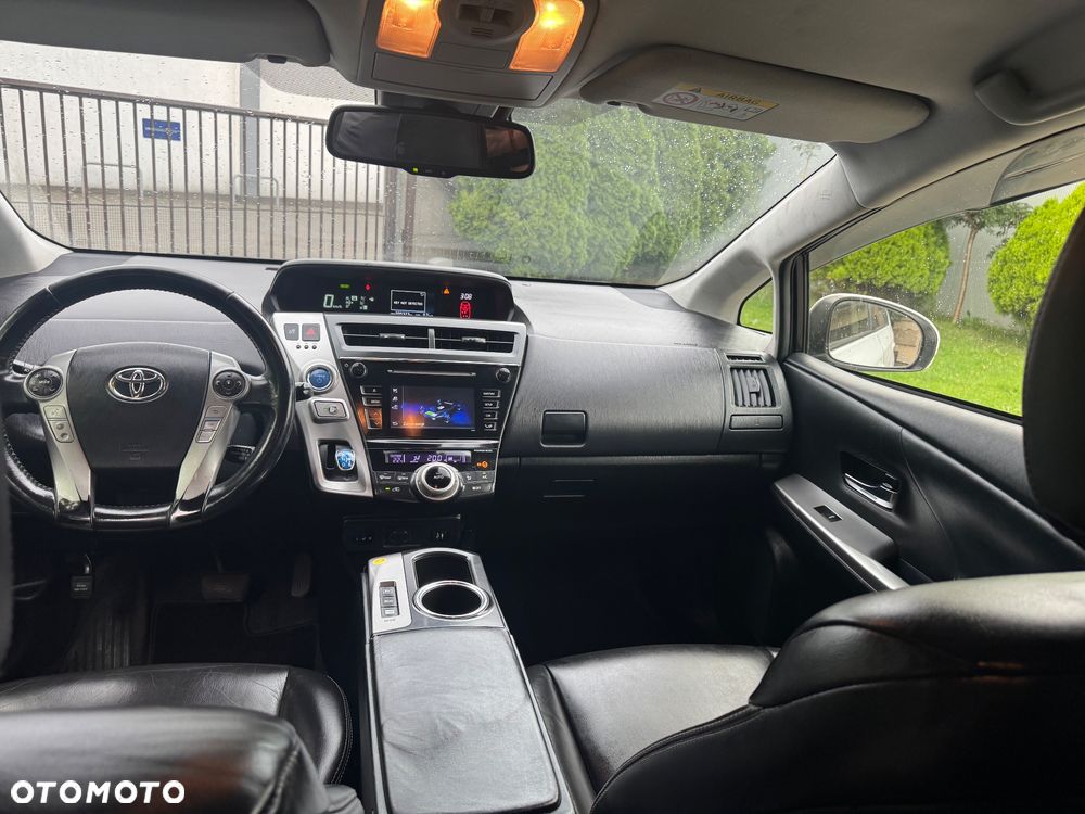 Toyota Prius+ (Hybrid) Executive - 31
