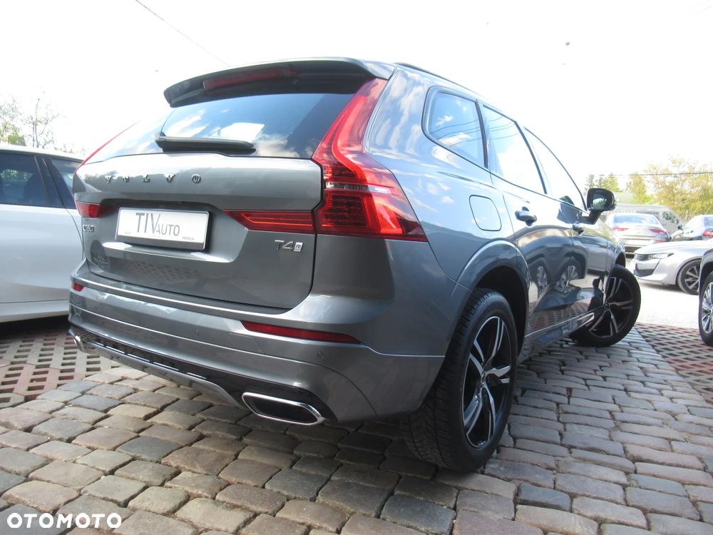 Volvo XC 60 T4 R-Design - 3