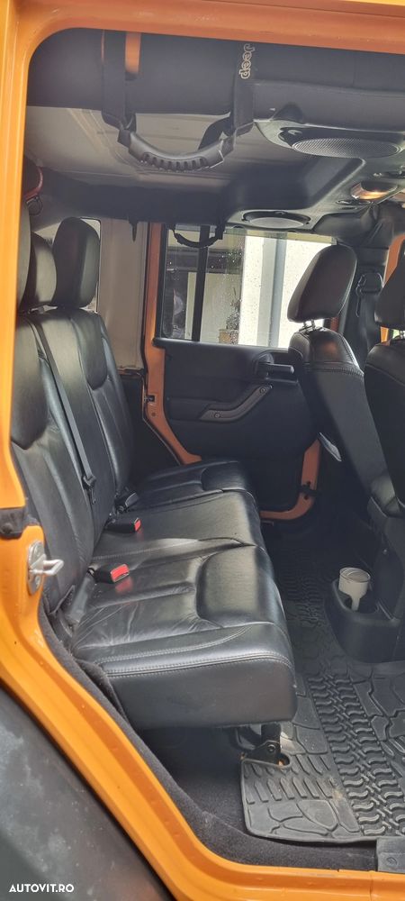 Jeep Wrangler - 3