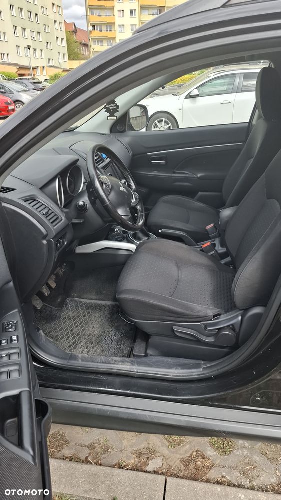 Mitsubishi ASX - 1