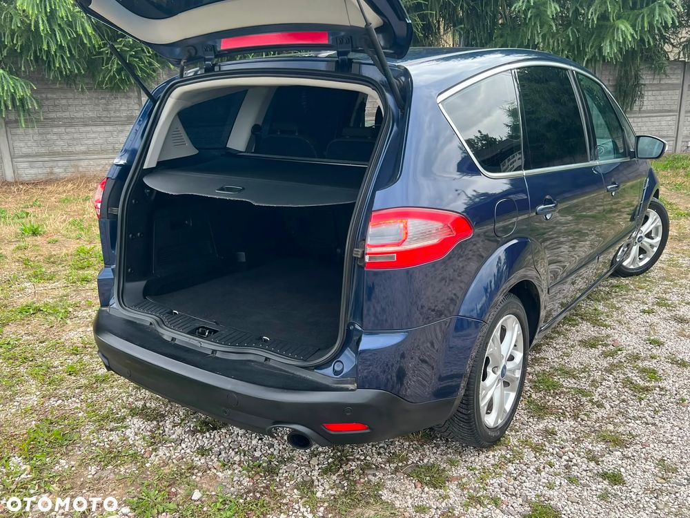 Ford S-Max - 9