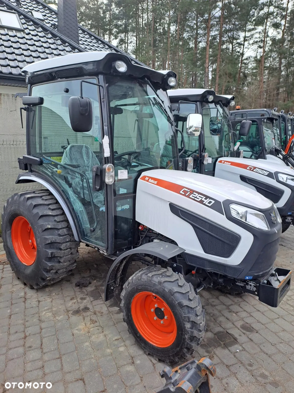 Bobcat Ciągnik CT2540