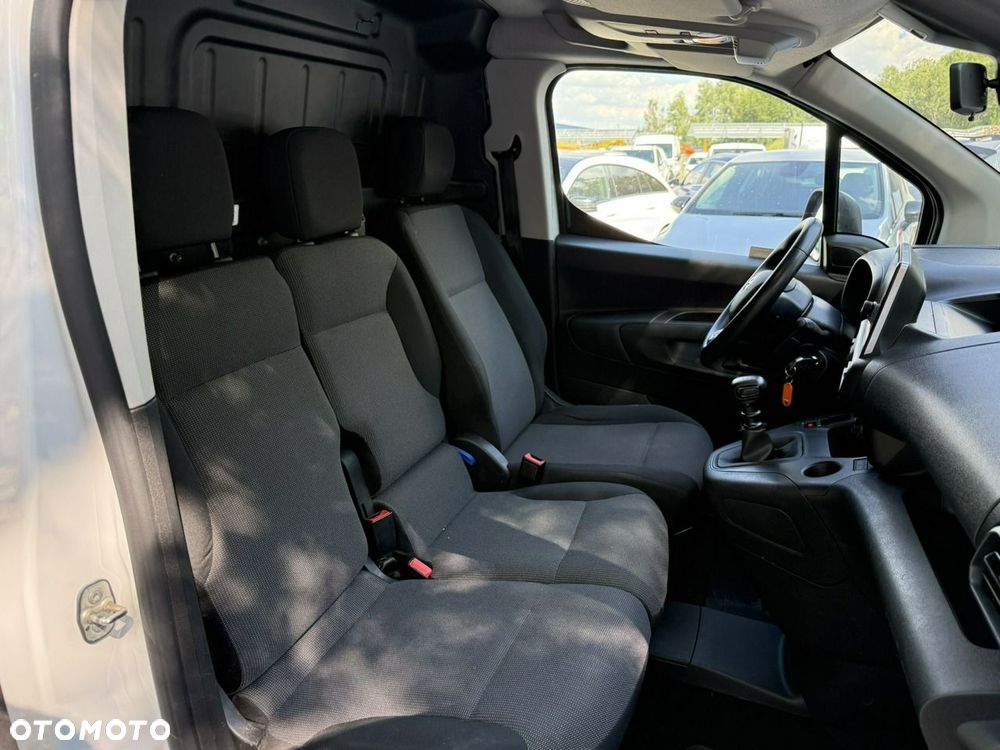 Toyota Proace City - 19