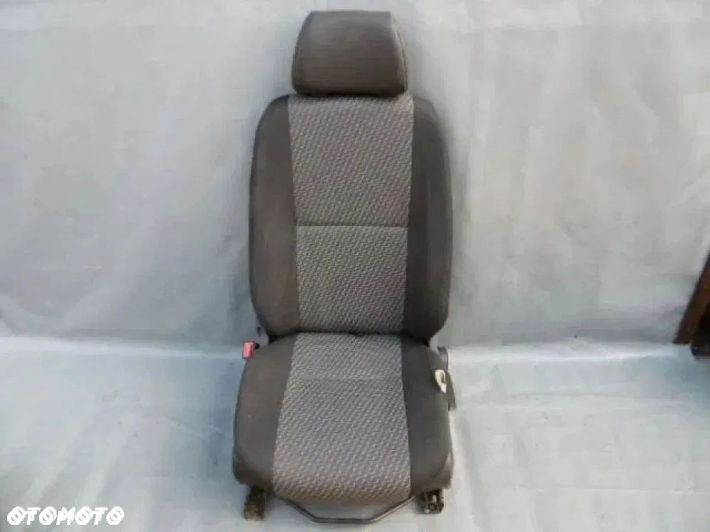 Vw Crafter Sprinter W906 06-17 Fotel Przedni Lewy Kierowcy Zapinka - 1