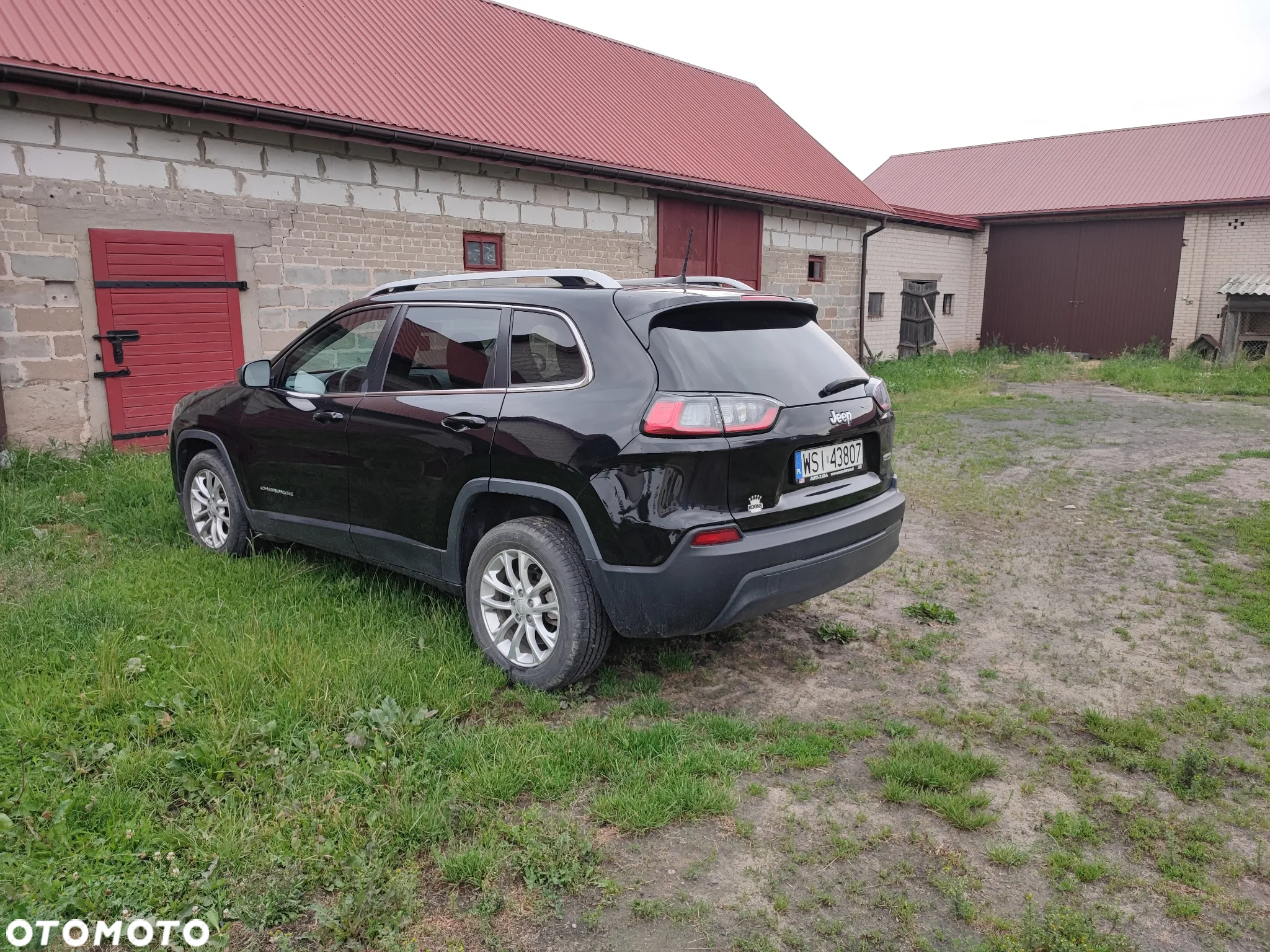 Jeep Cherokee - 15