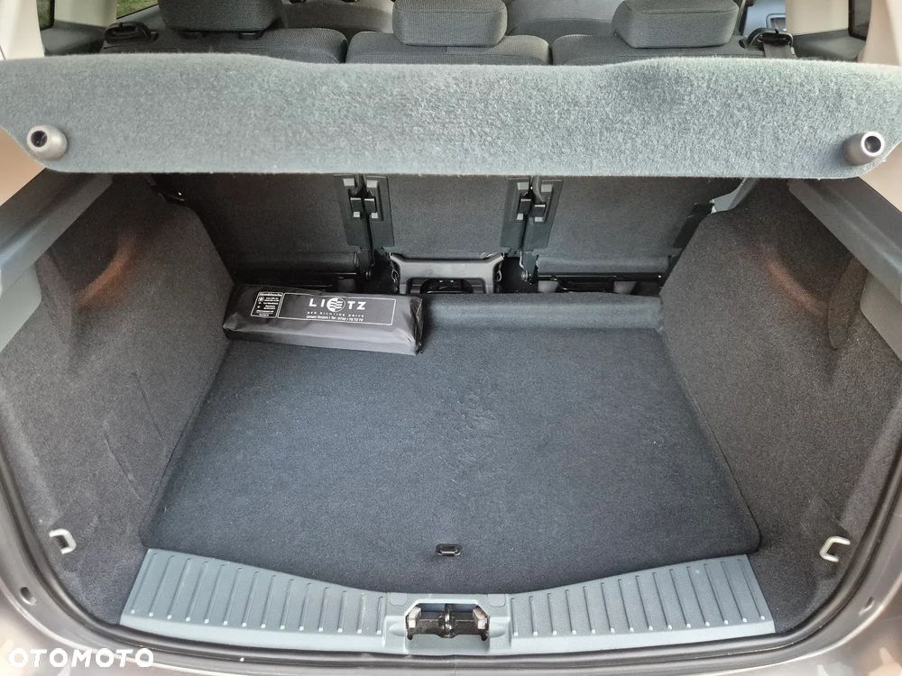 Ford C-MAX - 30