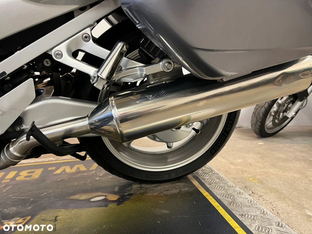 Yamaha FJR - 28
