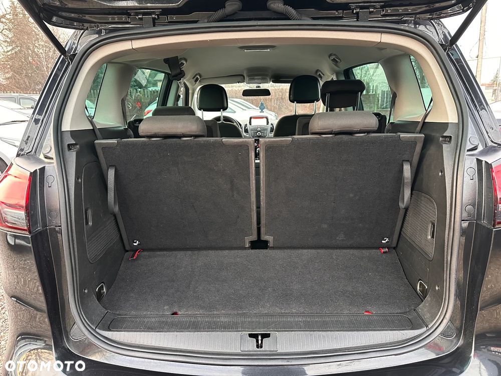Opel Zafira - 31