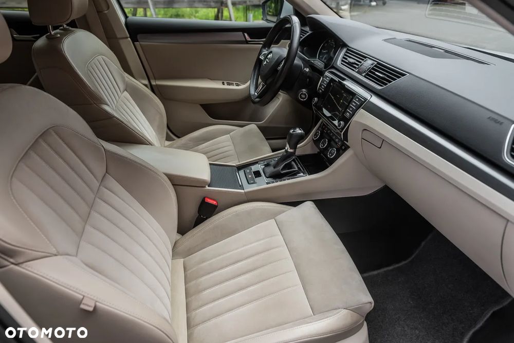 Skoda Superb 2.0 TSI Sportline DSG - 7