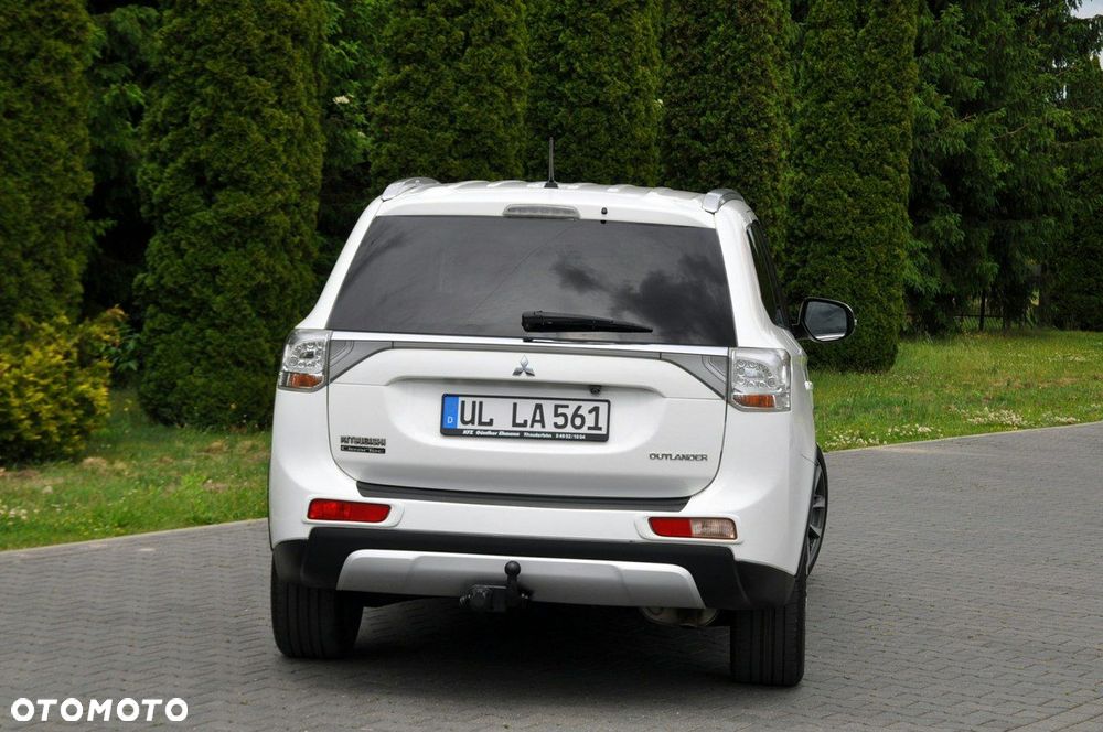 Mitsubishi Outlander - 7