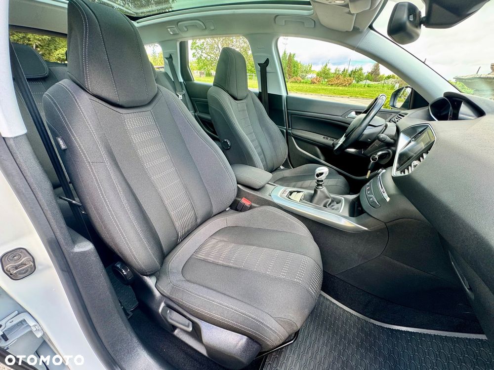 Peugeot 308 BlueHDi 120 Stop & Start Business-Line - 32