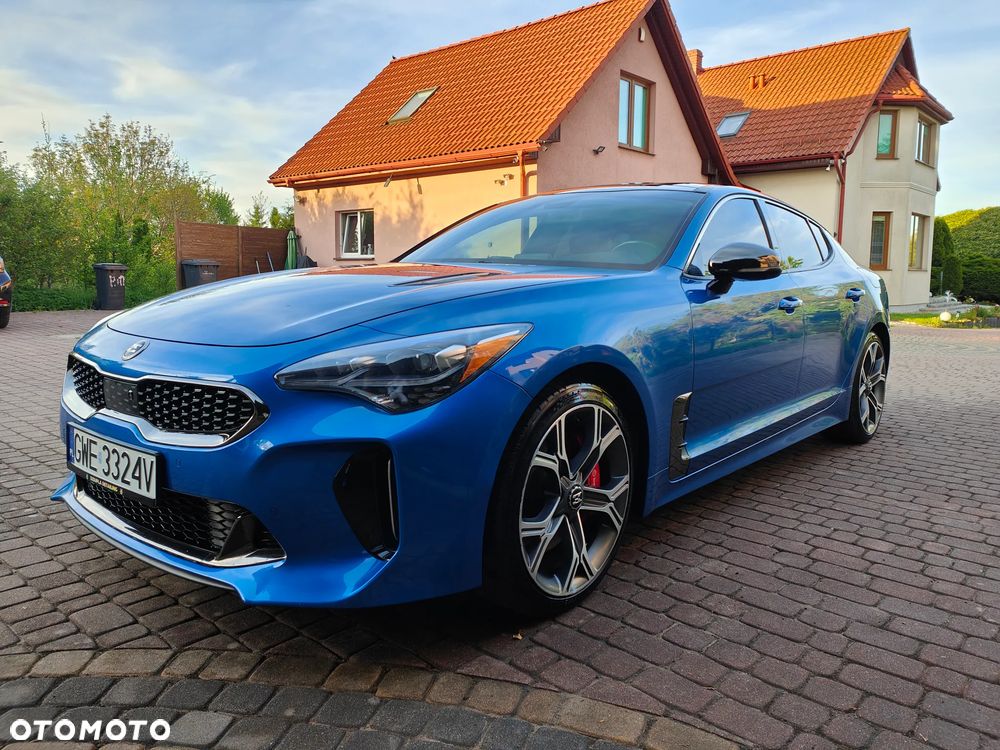 Kia Stinger - 3