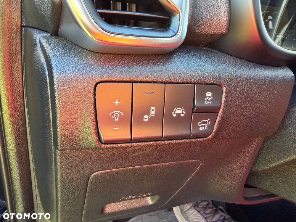 Kia Sportage 2.0 CRDI 4WD Automatik Spirit - 22