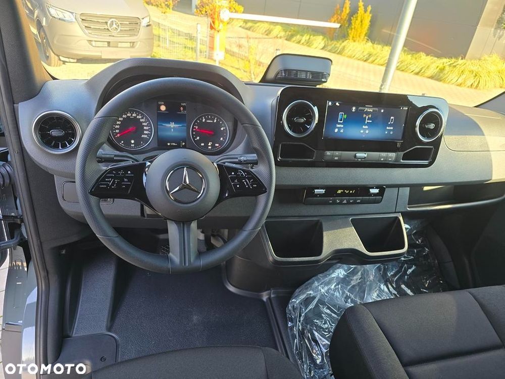 Mercedes-Benz Sprinter 317 CDI Long BASE 9G-Tronic - 22