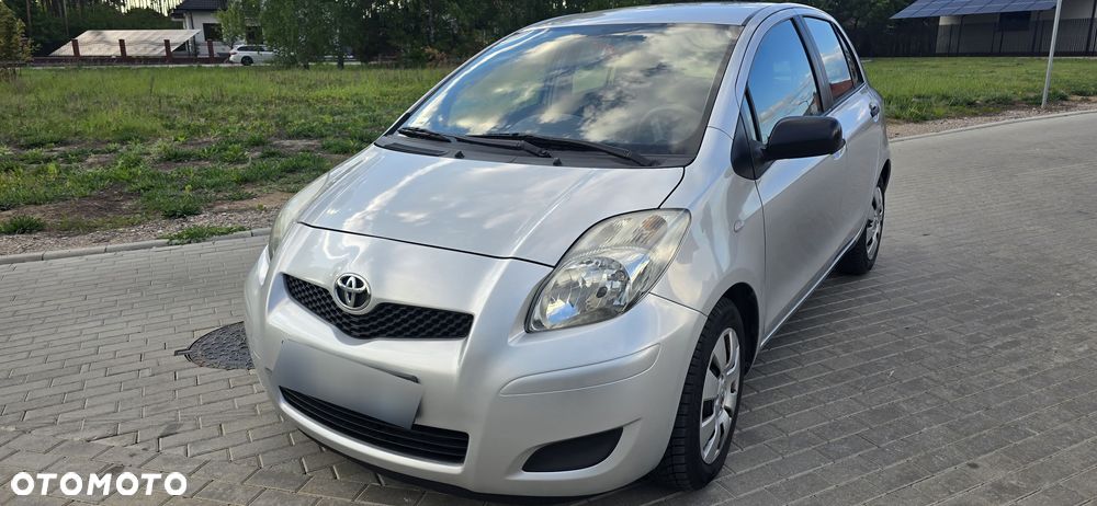 Toyota Yaris 1.33 Luna - 4
