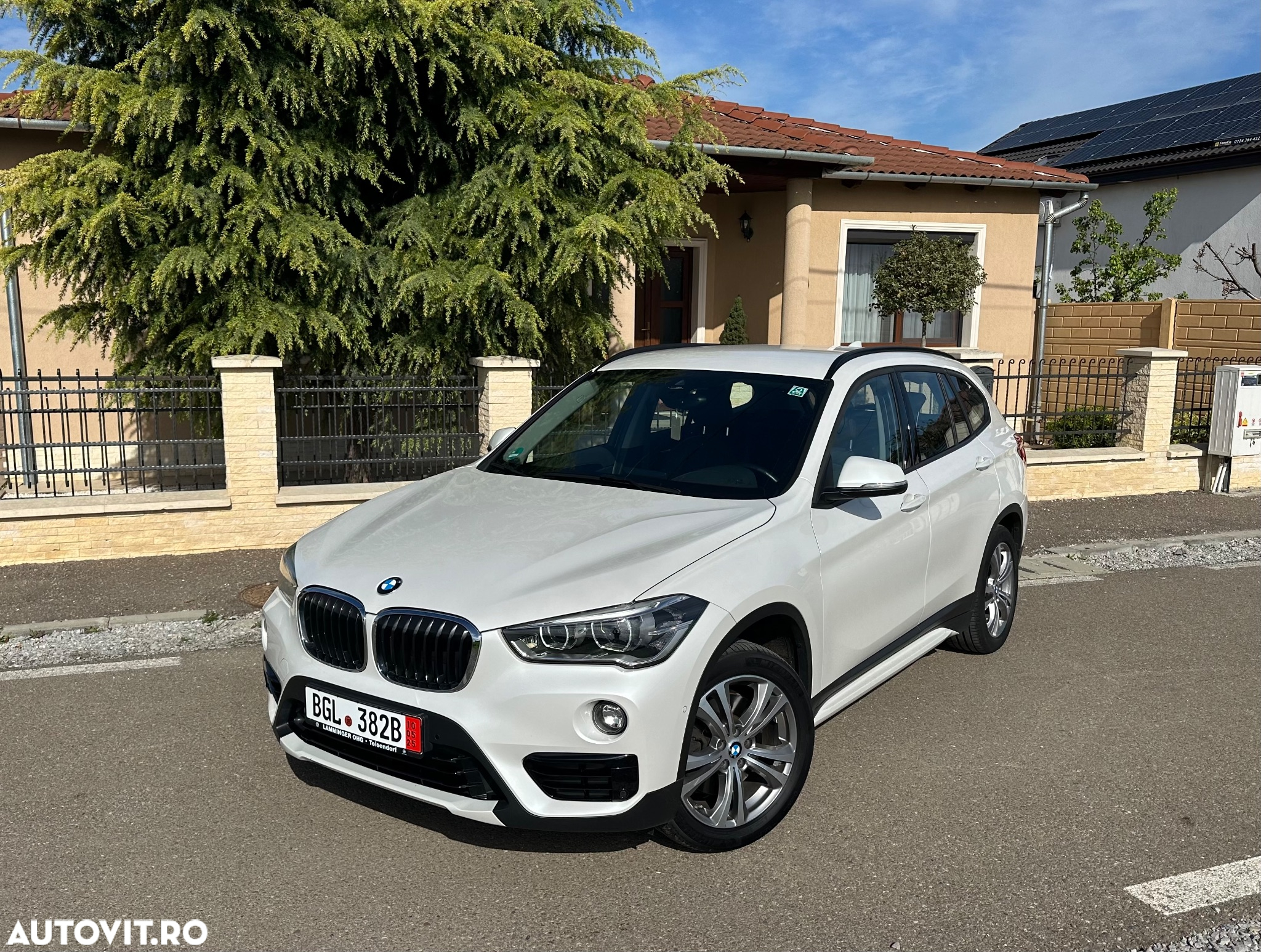 BMW X1 xDrive25d Aut. Sport Line - 4