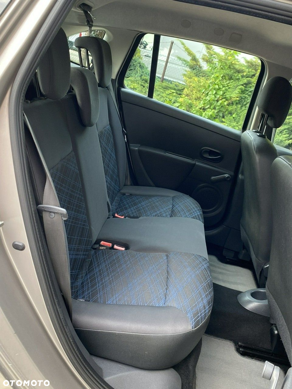 Renault Clio - 15