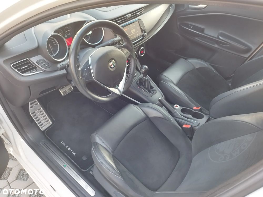Alfa Romeo Giulietta 1750 TBi QV TCT - 29