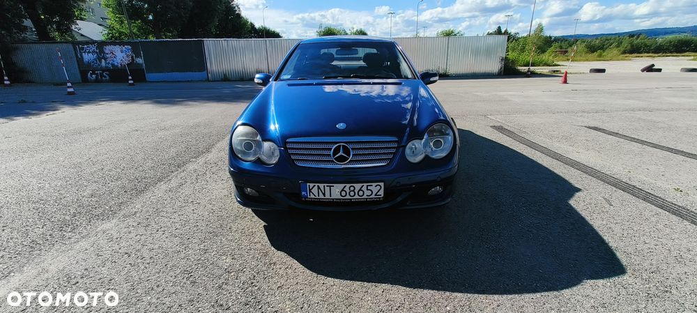 Mercedes-Benz Klasa C 180 Kompressor Automatik Sport Edition - 2