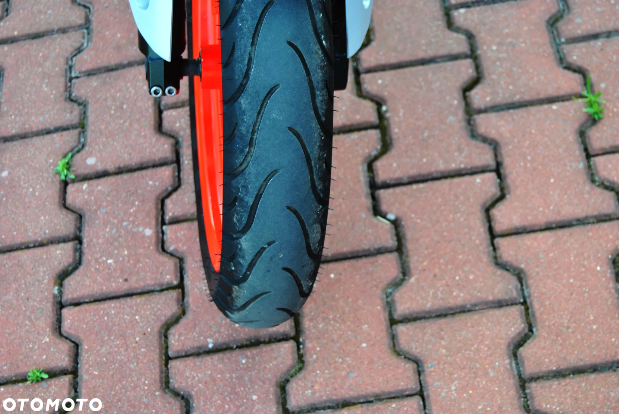 Yamaha MT - 8