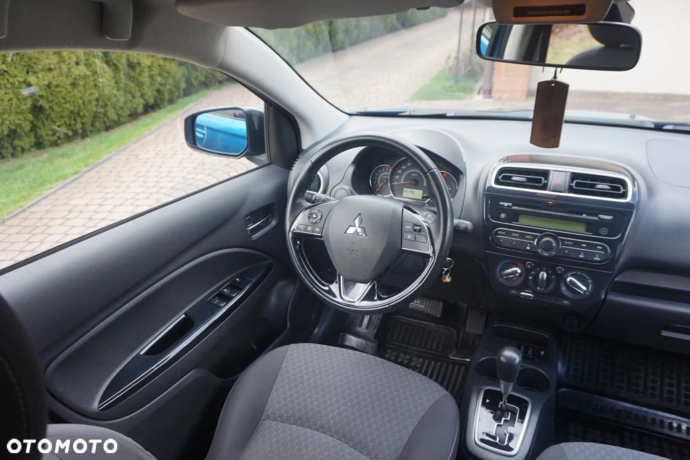 Mitsubishi Space Star 1.2 AS&G Invite CVT - 8