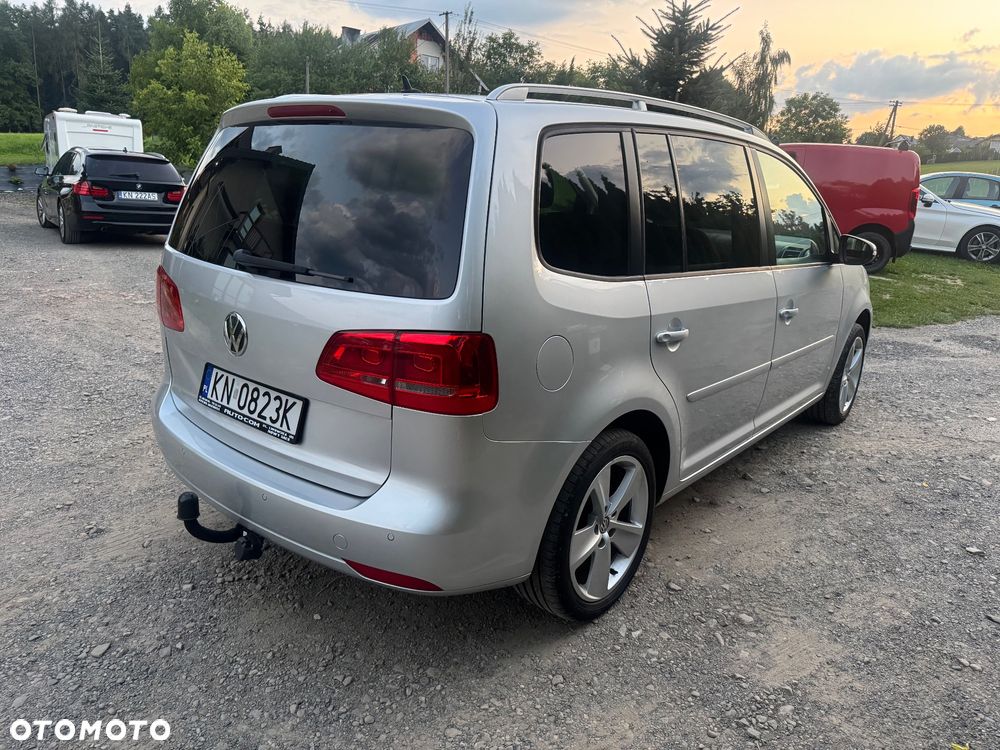Volkswagen Touran 1.6 TDI DPF BlueMotion Technology DSG STYLE - 3