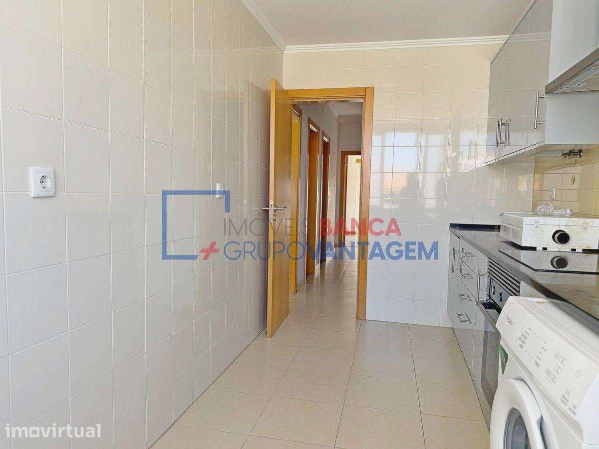Apartamento T3 em Mem Martins - Grande imagem: 4/22